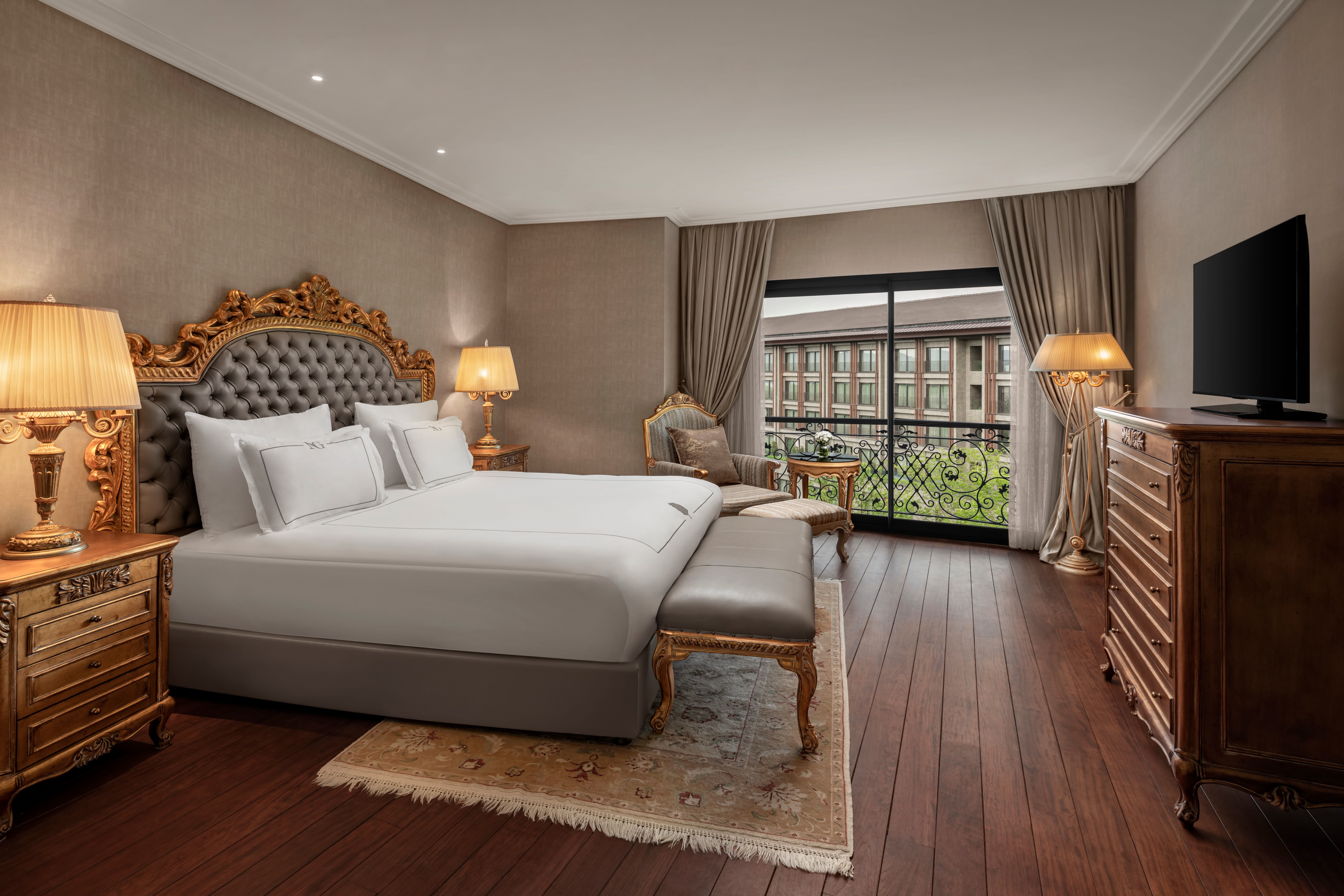 King suite